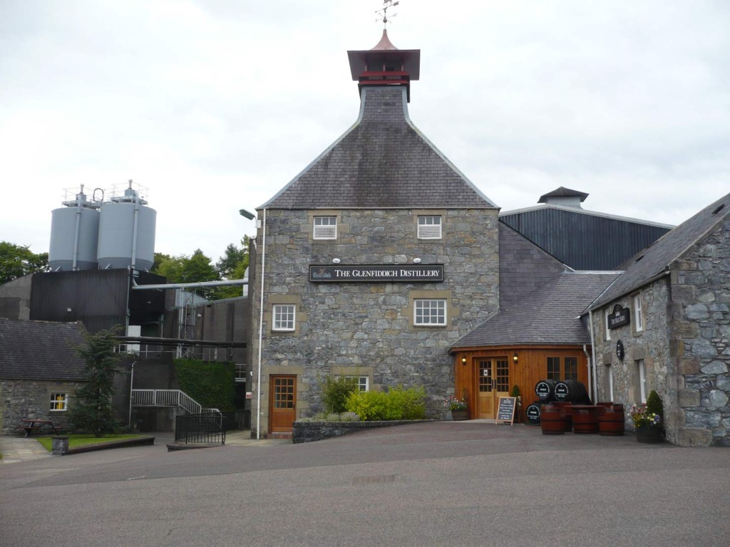 Die Destillerie Glenfiddich. Foto von Frank Gauert, alle Recht vorbehalten.