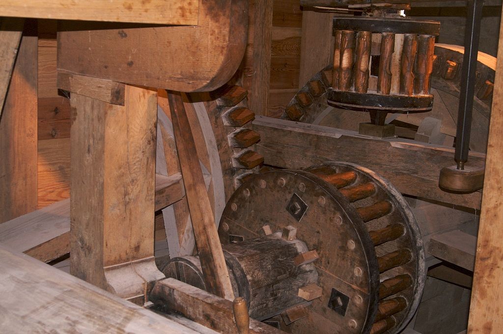 1024px-Mt_Vernon_Gristmill_Gears