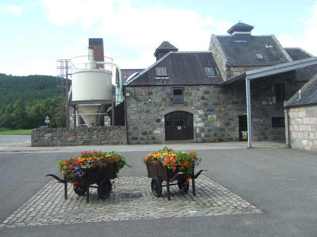 Royal Lochnagar Destillerie, Foto von Stanley Howe, CC-Lizenz