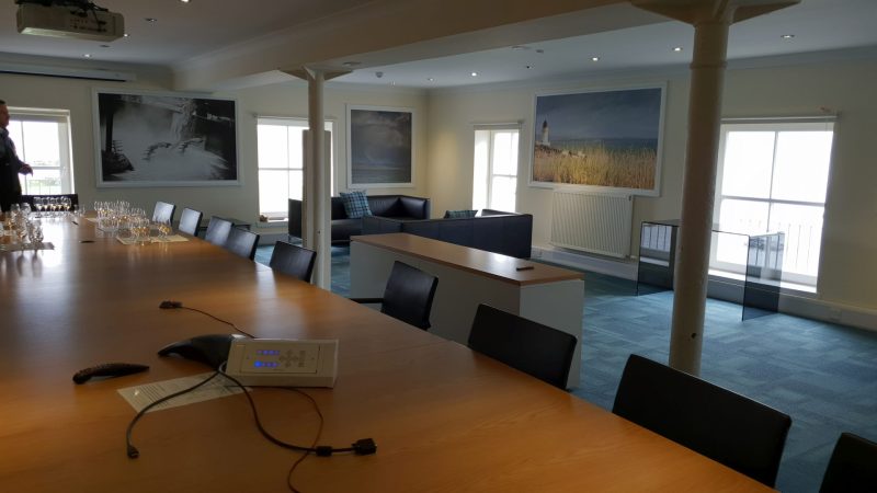 Der Meeting Room bei Bruichladdich