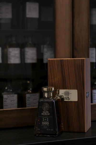 Glen-Moray-1995-Peated-Cask-Finish