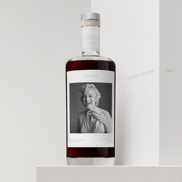 Ladyburn-Marilyn-Monroe-by-Sam-Shaw