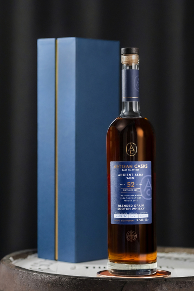 The-Artisanal-Spirits-Company-Ancient-Alba-‘AON-52-Year-Old