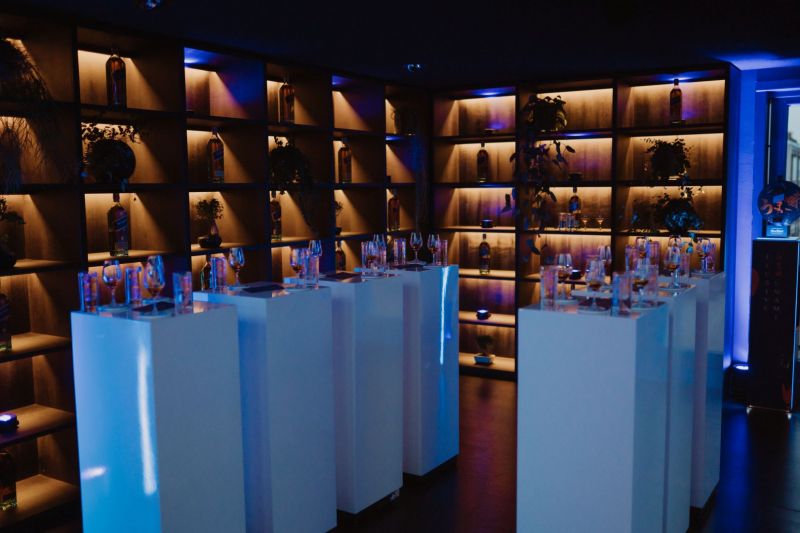 jw-elusive-umami-009