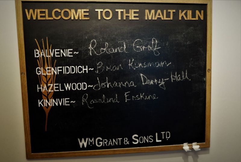 Glenfiddich-Distillery-Willkommen-Whiskyexperts