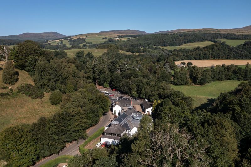 The-Genturret-Distillery_01