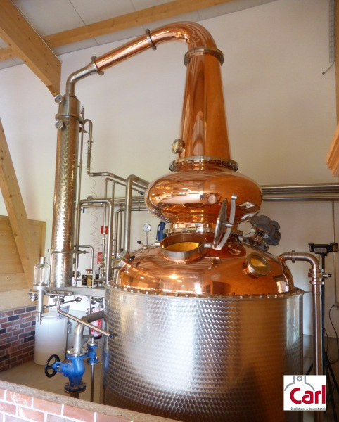 CARL_DN_1600_1650_ltr_Malt_Whisky_Pot_Still_CH_Stillm_p12_w_logo_kl