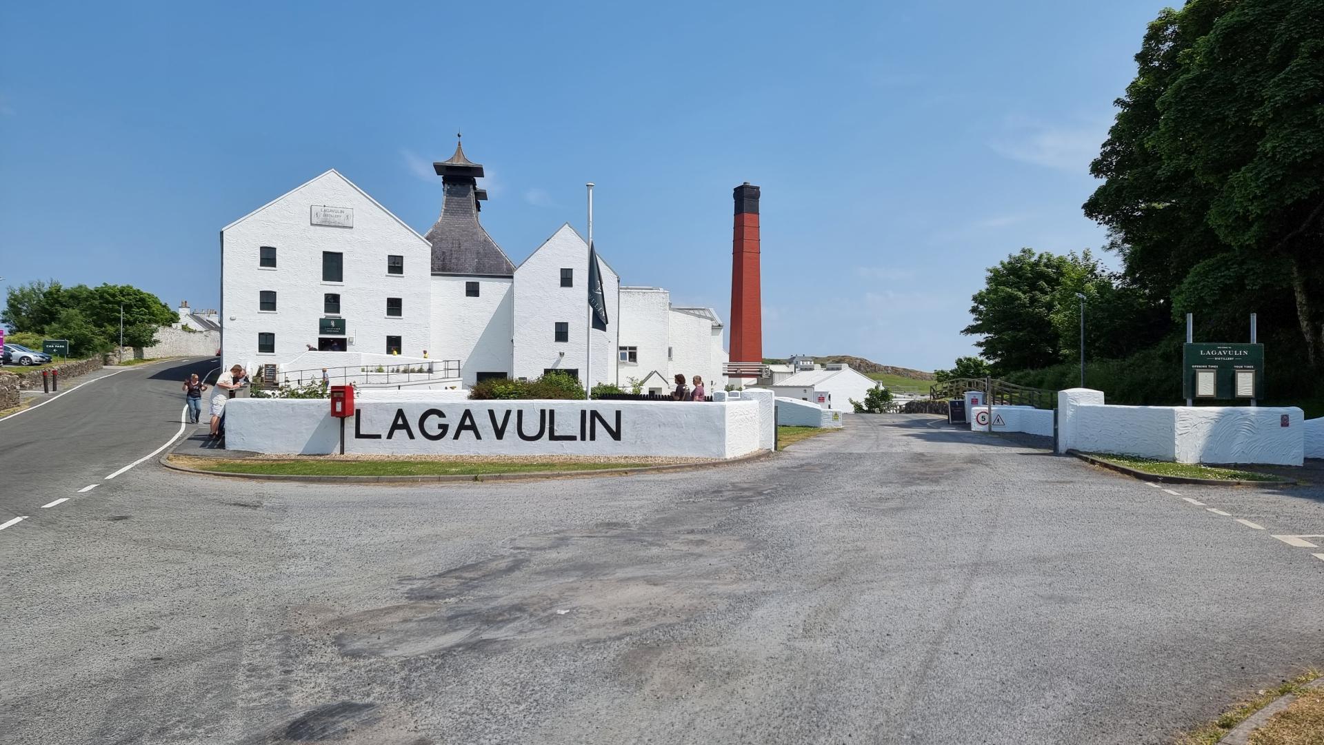 Lagavulin-1