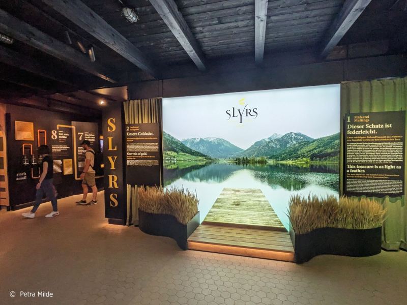 Slyrs_08