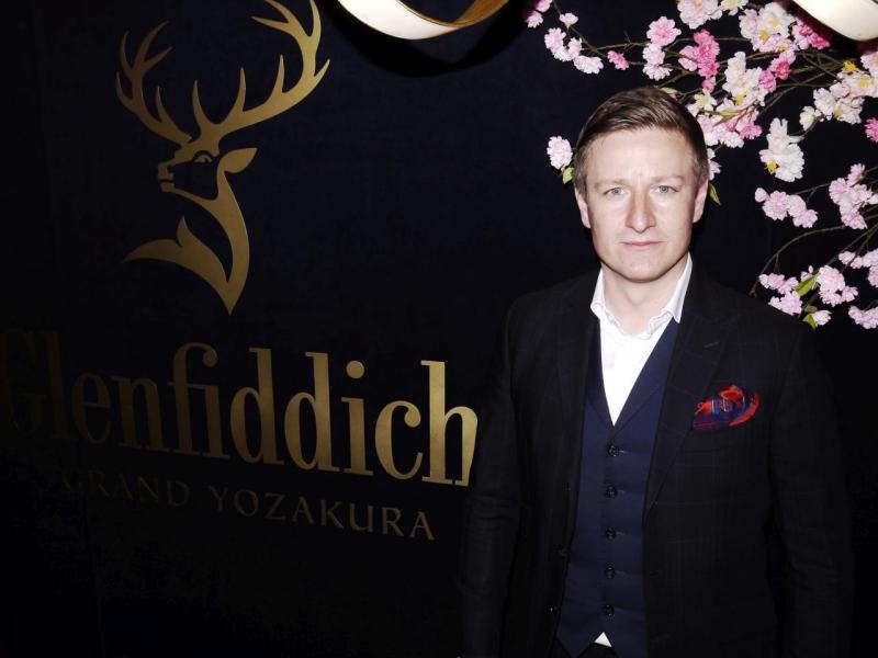 @lottermannfuentes-for-@nettalents_Markus-Heinze_01