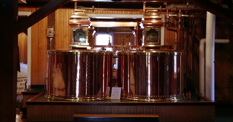 Video: Wie Bourbon gemacht wird