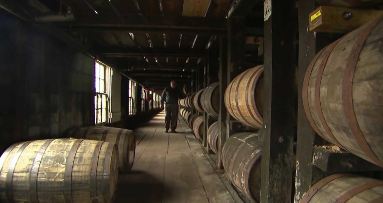 Video: Ein Besuch in der Wild Turkey Distillery