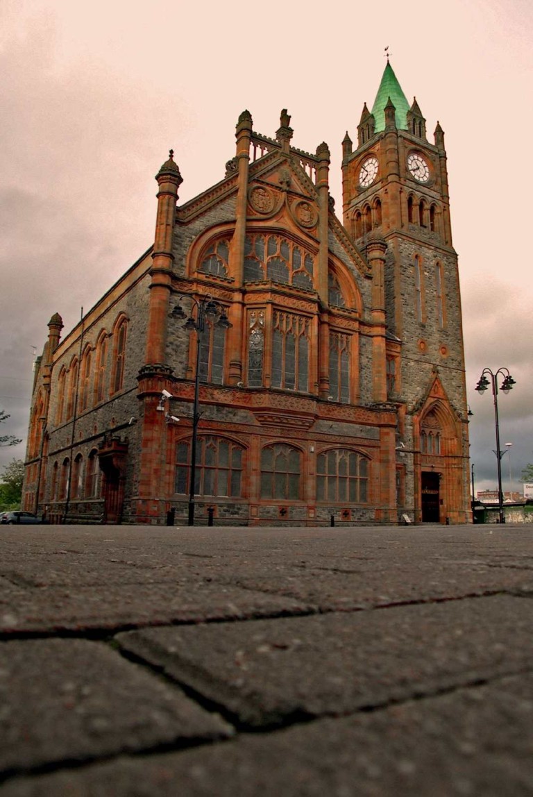 The Irish News: Bericht über die Derry Distillery