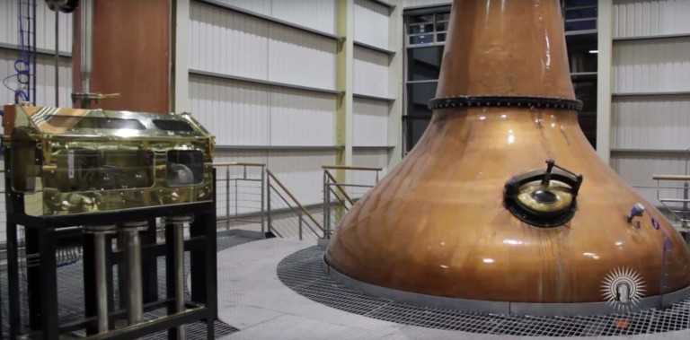 Video: Der erste Brenngang in der Waterford Distillery