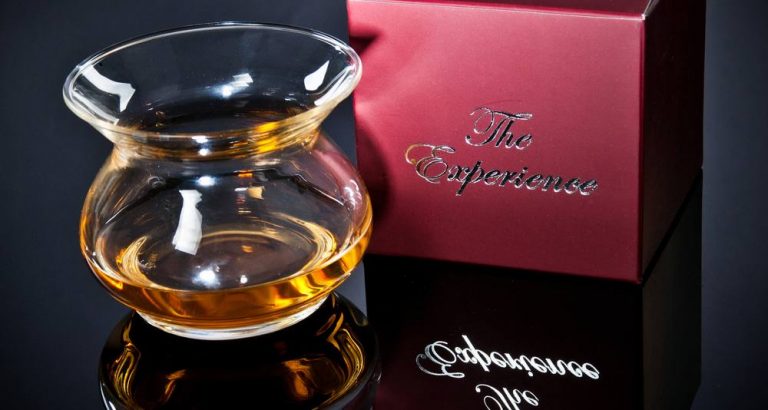 HiConsumption: 20 besondere Whiskygläser für die Hausbar