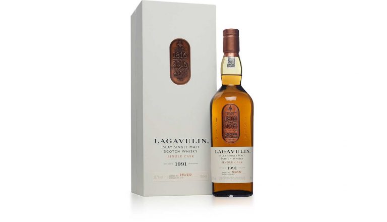 Flasche 1/522 des Lagavulin 1991 bringt £8.395 bei Charity-Auktion