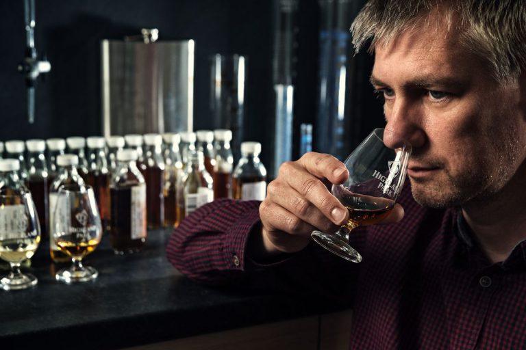 Was macht Highland Park besonders? Master Whisky Maker Gordon Motion im Video-Gespräch