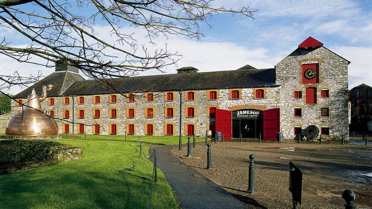 Jameson’s Midleton Distillery in Cork ab heute wieder für Besucher geöffnet