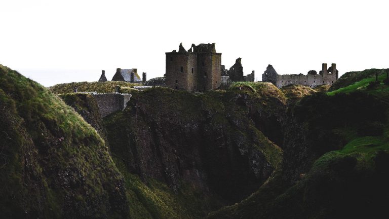 Whisky im Bild: Dunnottar Castle in Stonehaven (Wallpaper)