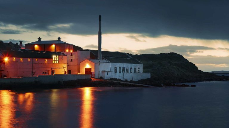 Whiskyfun: Angus verkostet Bunnahabhain, Glen Garioch, Bowmore und Springbank