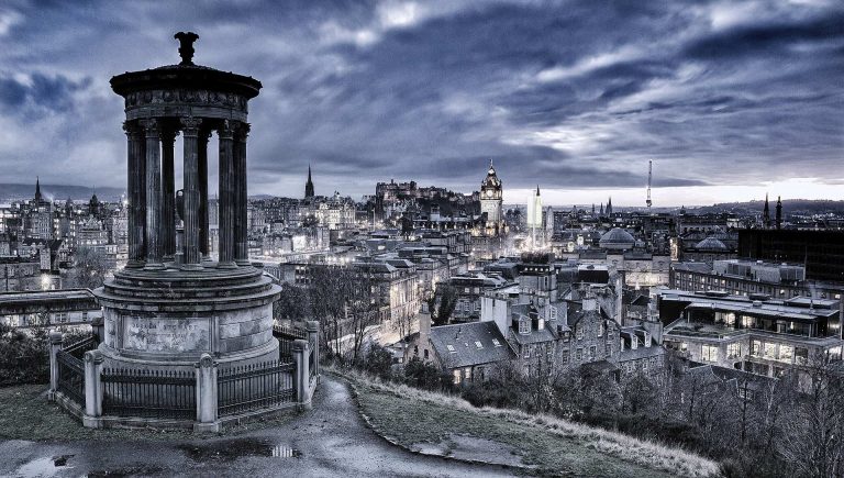 TV-Tipp: Edinburgh und die Highlands (hr, 13.4., 20:15)