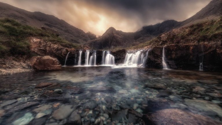 Whisky im Bild: Die Schönheit Schottlands – Fairy Pools auf Skye