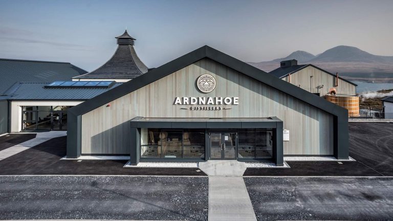 Hunter Laing (Ardnahoe): Gewinn steigt, erster Whisky wohl Ende 2023