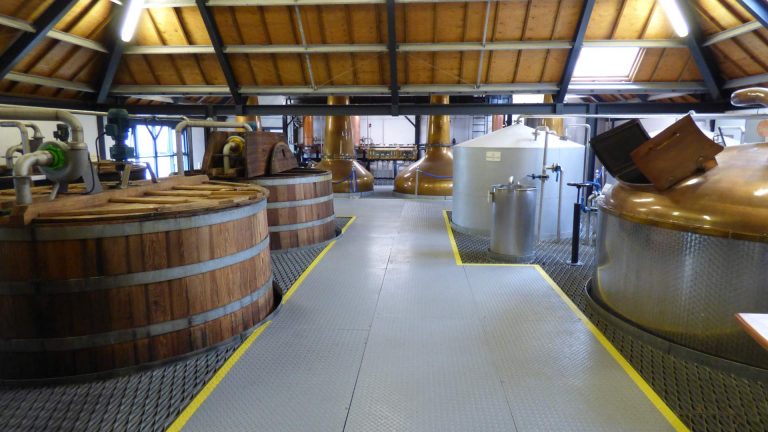 Whisky im Bild: Lochranza Castle und Arran Distillery (18 Bilder)