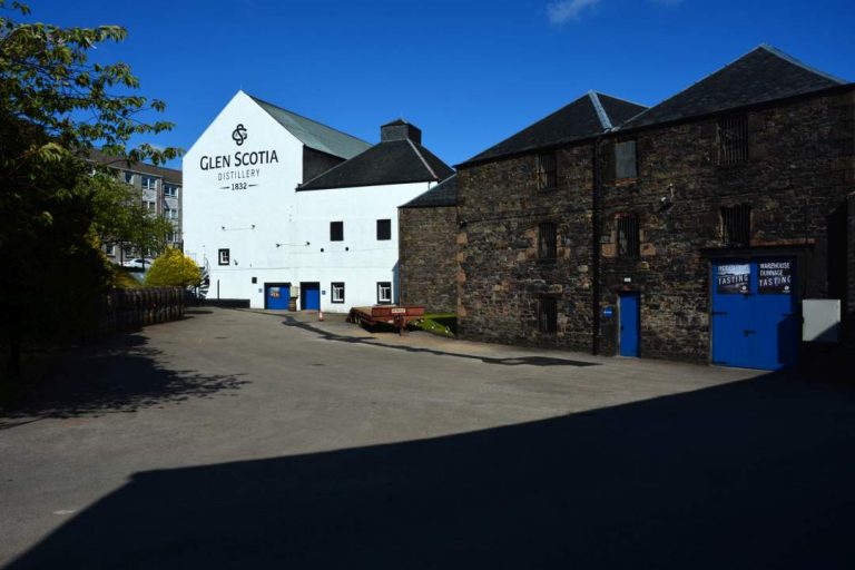 cke Saddell and High - die GlenScotia Distillery