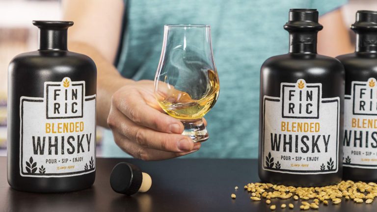 PR: FINRIC – Der neue All-Day-Whisky