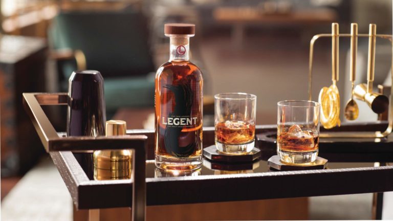 Gewinnen Sie 12x den neuen Legent – den Premium Bourbon, der Bourbon neu definiert!
