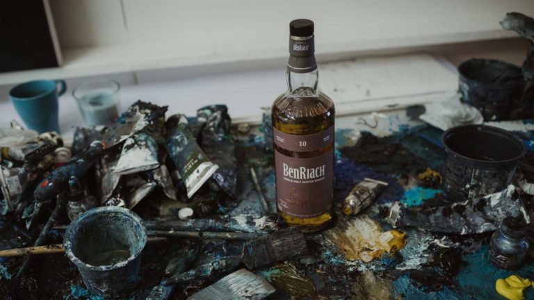 PR: Whisky als Kunst – Ellis O’Connor malt den Geschmack von BenRiach
