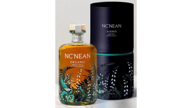 Nc’Nean Distillery: Die allerersten zehn Whiskyflaschen werden ab 14. 8. für gute Zwecke versteigert