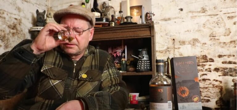 Video: Ralfy verkostet Three Ships Single Malt Whisky (Review #863)