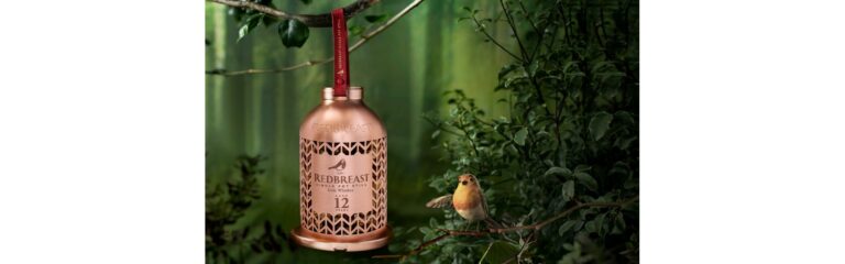 PR: Redbreast Irish Whiskey fliegt auf Naturschutz – Redbreast 12yo Birdfeeder Limited Edition (mit Video)