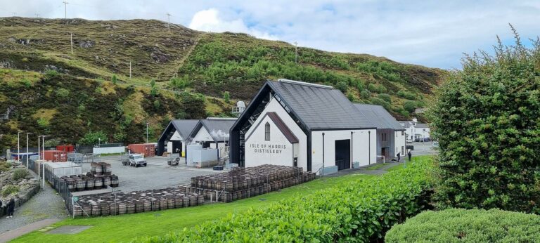 Isle of Harris Distillery gibt Termin der Veröffentlichung ihres ersten Whiskys bekannt