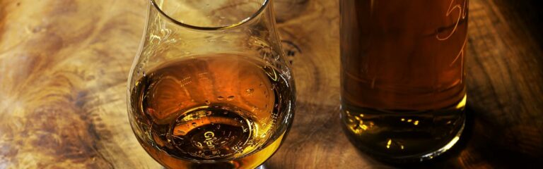 Die 10 meistverkauften Whiskys der letzten 12 Monate in UK