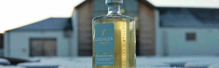 Ab sofort verfügbar: Ploughing Edition, der erste torfige Whisky von Lochlea