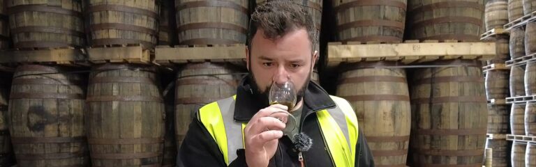 Exklusiv-Video: Hinch Warehouse Tasting mit Head Distiller William Stafford