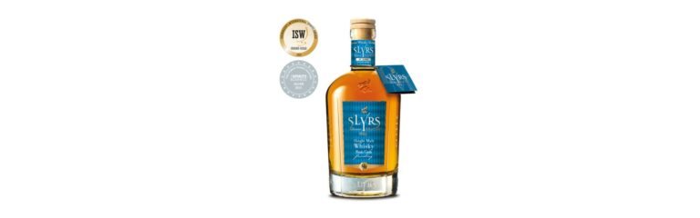 SLYRS gewinnt Auszeichnung als Deutscher Whisky des Jahres 2023 und holt fünffaches Gold!