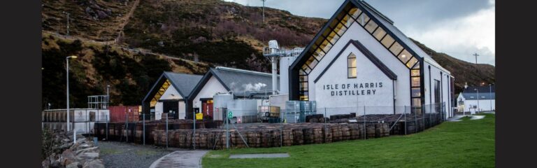 The Isle of Harris Distillers präsentieren ihren ersten Whisky: The Hearach