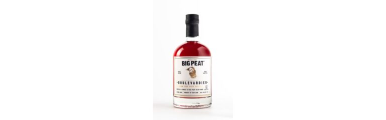 Douglas Laing bringt fassgereiften Cocktail: Big Peat’s Cask Aged Boulevardier