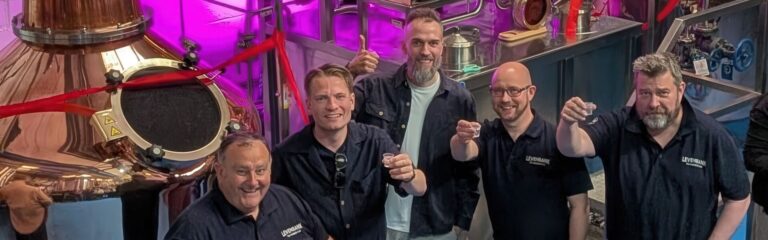 Levenbank Distillery zieht aus der Brauerei in eigenes Gebäude – und ist damit offiziell eröffnet