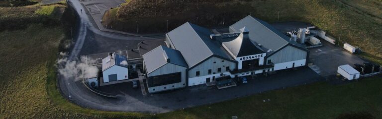 Serge verkostet: Ein Duo aus Ardna…