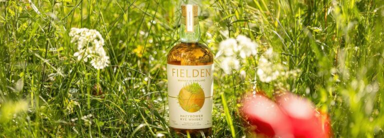 Nach Hedgerow kommt Hazybower: Fielden Distillery veröffentlicht zweiten Fieldnotes Whisky