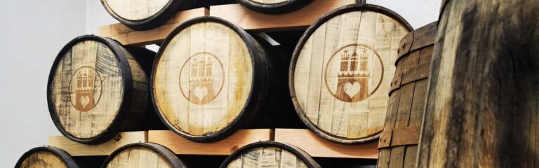 Die Domina kehrt zurück – Hamburgs erster 10-jähriger Whisky mit Kiez-DNA