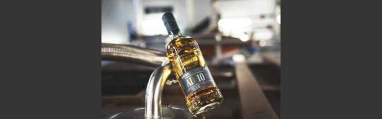 Ardnamurchan Distillery bringt 10 Jahre alten Single Malt als Core Range Abfüllung