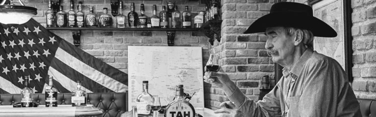 Mikes Whiskeyhandel feiert Messepremiere auf „The Village 2026“