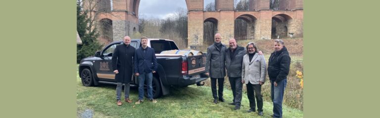Netzschkau lagert zwei Fässer Whisky aus der Dresdner Whisky Manufaktur in der Göltzschtalbrücke ein