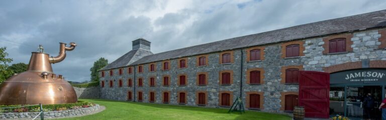 Whisky im Bild: Jameson Visitor Center Midleton (Wallpaper)